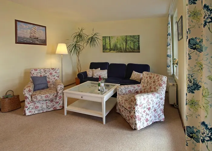 Villa Ostseelilie - Appartements Mit Balkon Und Meerblick