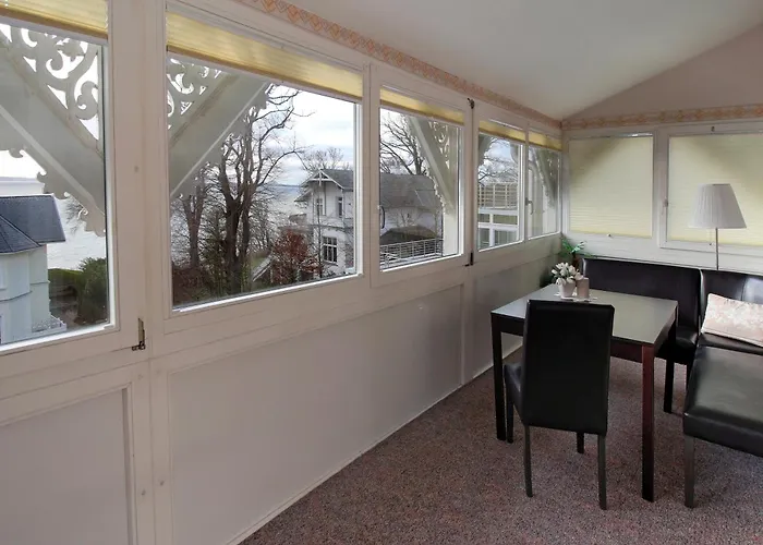 Villa Ostseelilie - Appartements Mit Balkon Und Meerblick